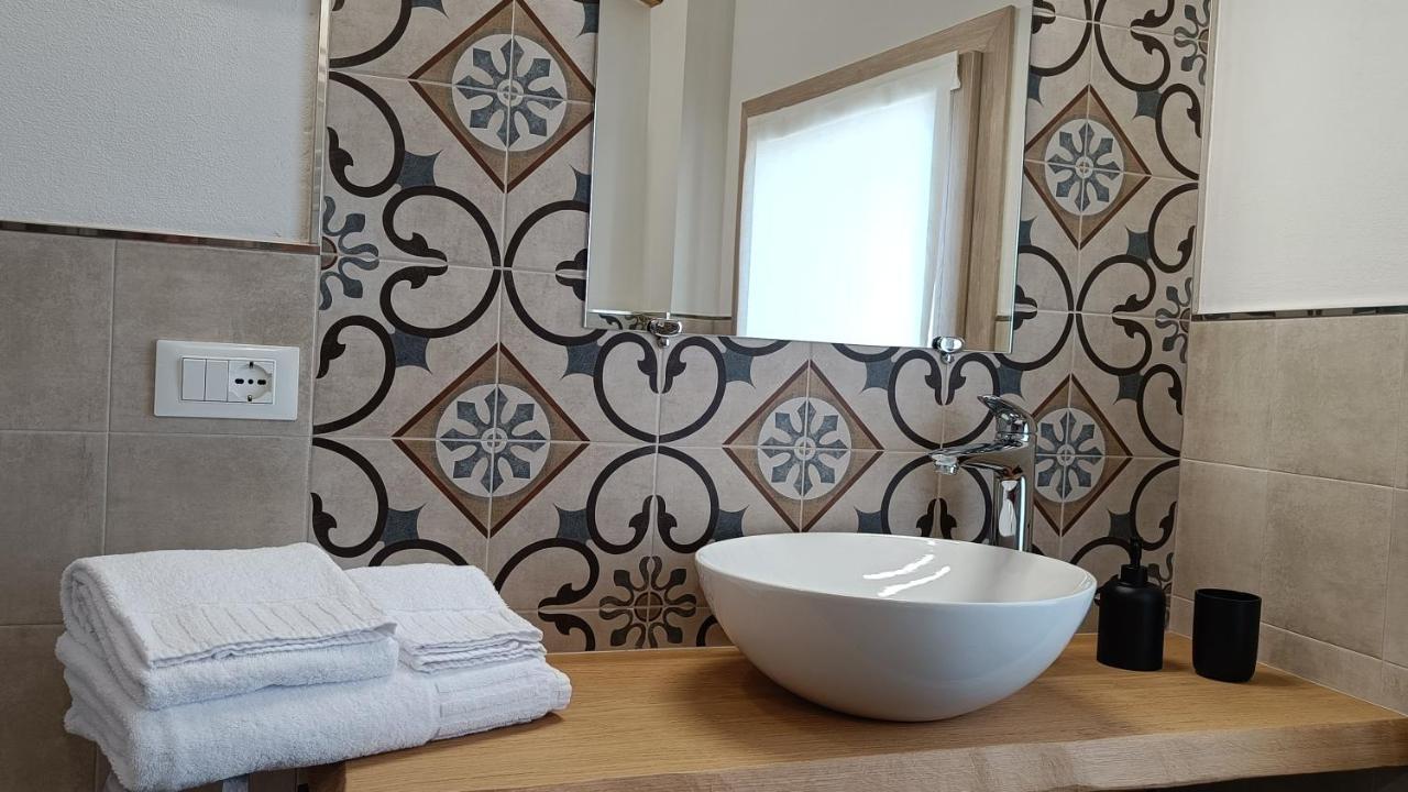 Casa Cuccagna Chioggia - Vista Canal Vena Екстер'єр фото
